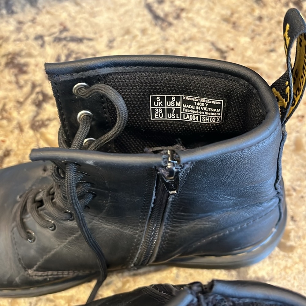 Dr Martens 1460 Boots - Picture 3 of 6